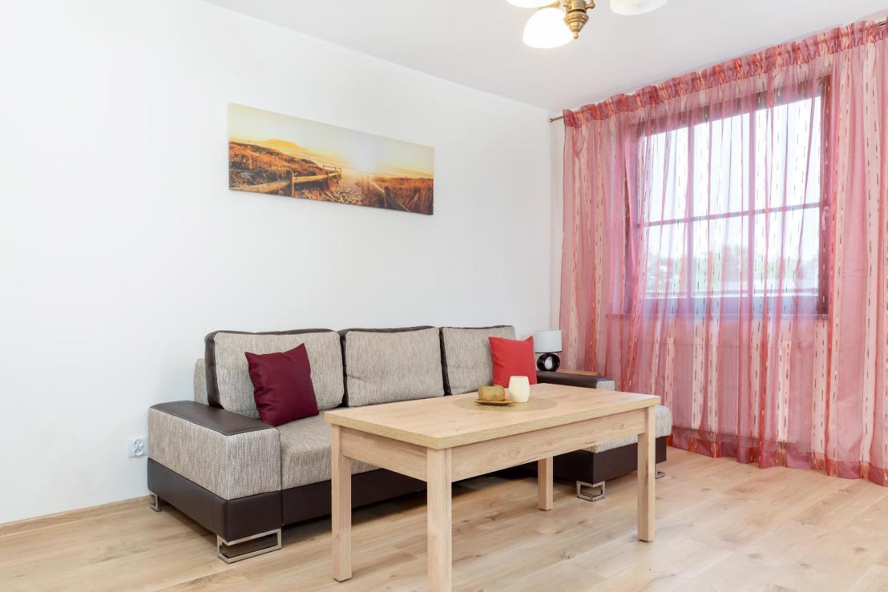 Wind Rose Quarter Apartments By Noclegi Renters Swinoujscie Bagian luar foto