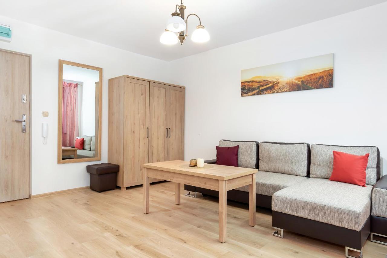 Wind Rose Quarter Apartments By Noclegi Renters Swinoujscie Bagian luar foto