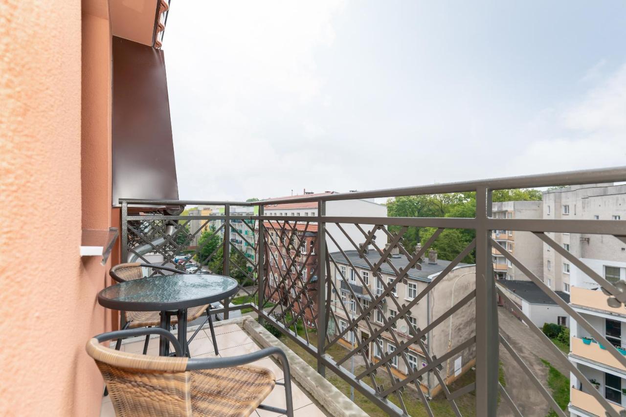 Wind Rose Quarter Apartments By Noclegi Renters Swinoujscie Bagian luar foto