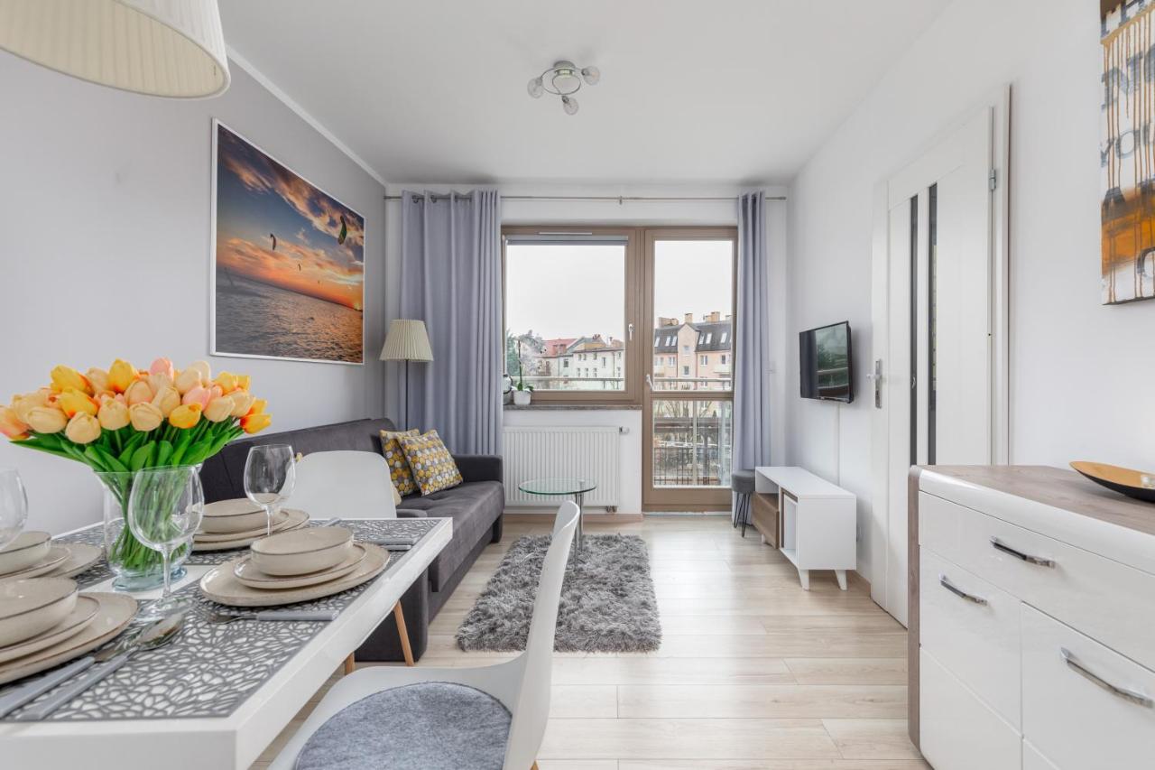 Wind Rose Quarter Apartments By Noclegi Renters Swinoujscie Bagian luar foto