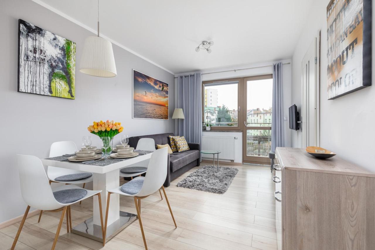 Wind Rose Quarter Apartments By Noclegi Renters Swinoujscie Bagian luar foto