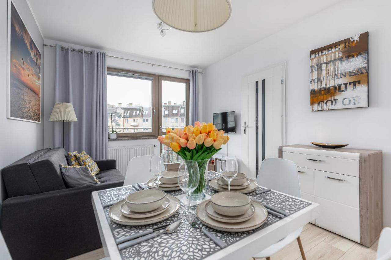 Wind Rose Quarter Apartments By Noclegi Renters Swinoujscie Bagian luar foto