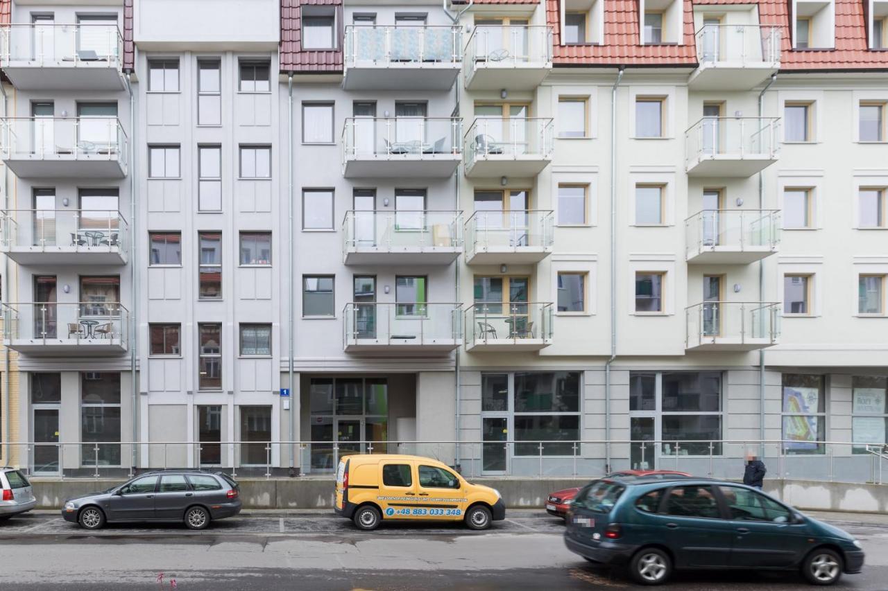Wind Rose Quarter Apartments By Noclegi Renters Swinoujscie Bagian luar foto