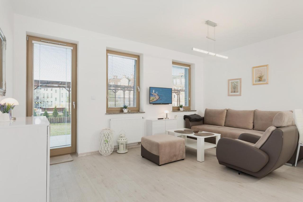 Wind Rose Quarter Apartments By Noclegi Renters Swinoujscie Bagian luar foto