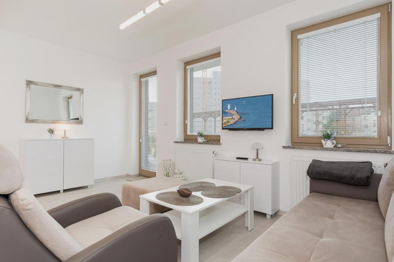 Wind Rose Quarter Apartments By Noclegi Renters Swinoujscie Bagian luar foto